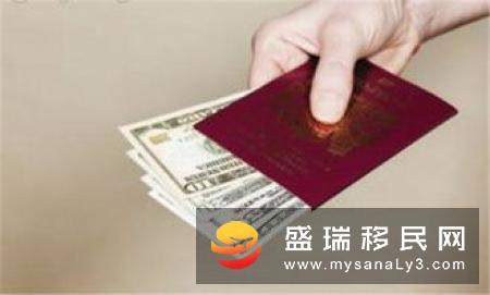中国富婆持10年美签在美买房，再入境被当场遣返！